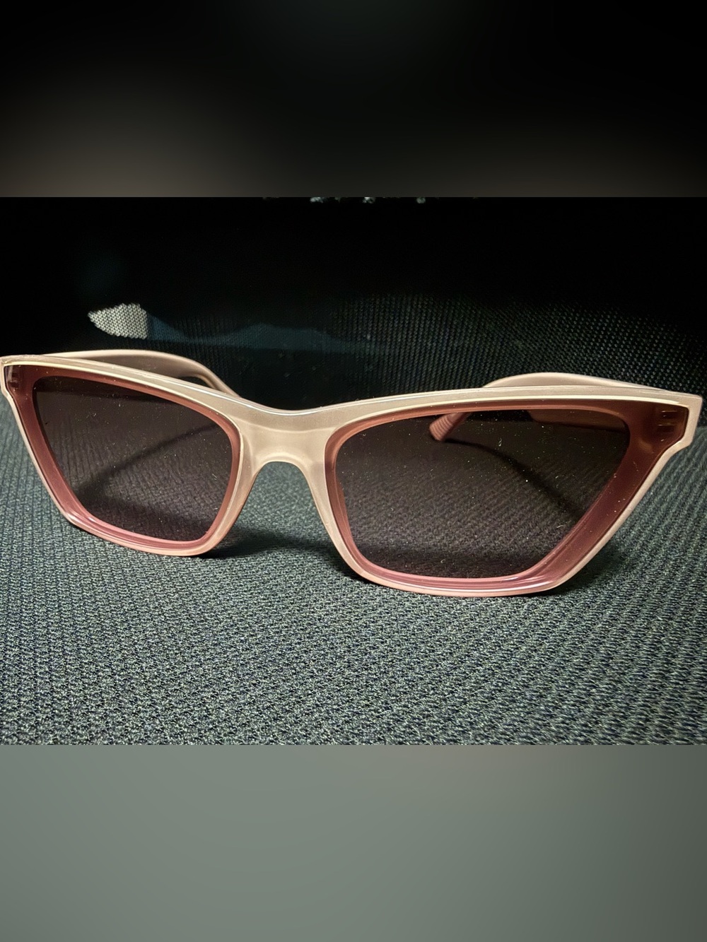🕶️☀️NWOT - Funky Women’s Sunglasses 🕶️ ☀️